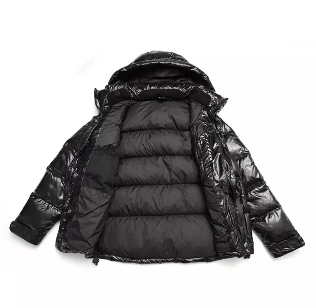 calidad premium. Una chaqueta hecha para destacar en cualquier lugar.”